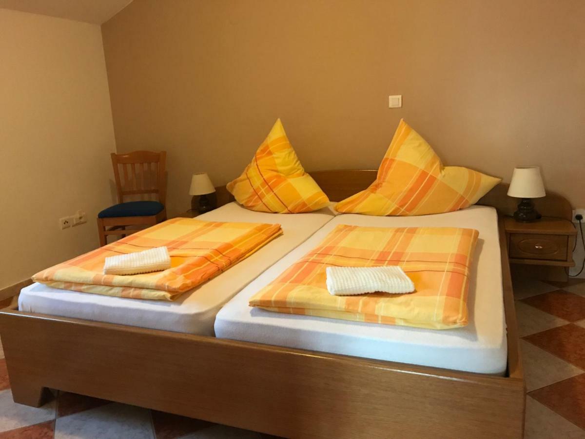 Apartmani Amado/Lozic Zadar Exterior photo